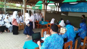 53244936-9870-4c4c-81e3-77118cacc048